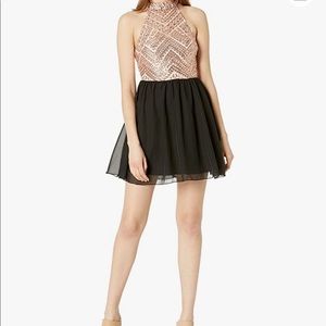 Speechless womens Mock Neck Party Dress PERFECT